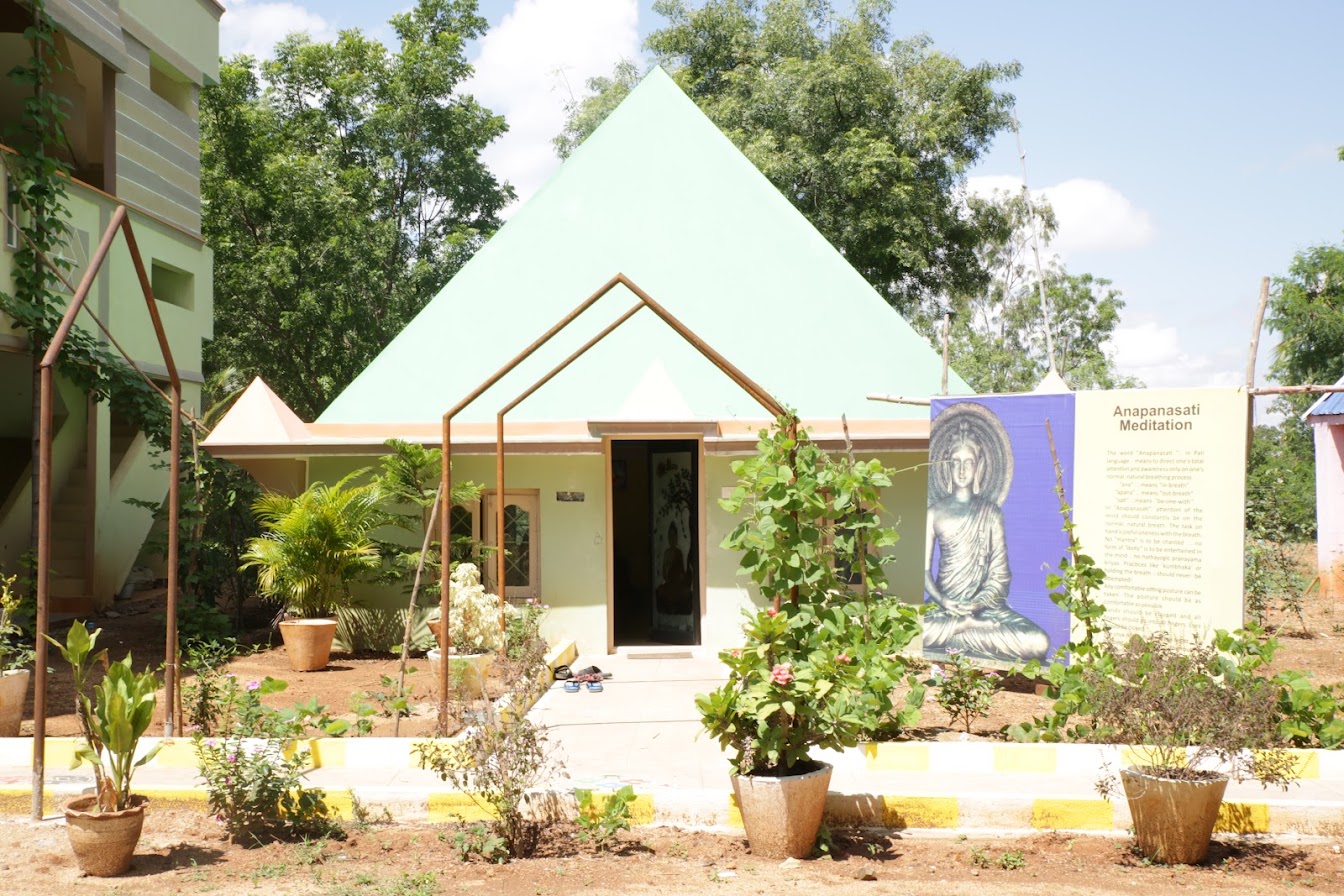 Meditation pyramid